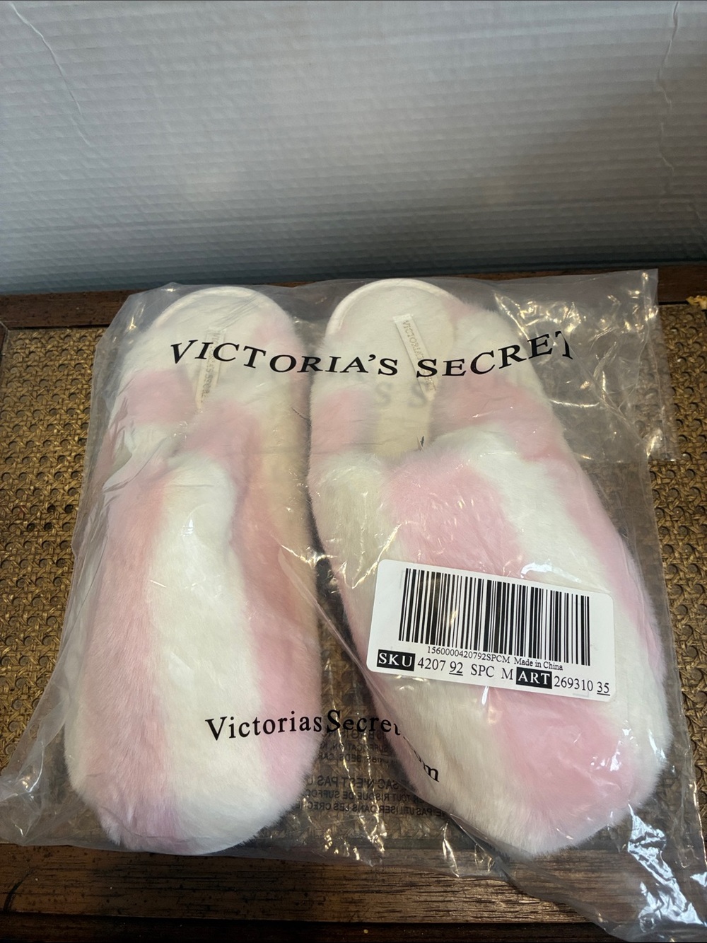 NEW Victoria Secret Slippers